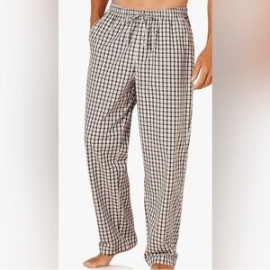 Amazon Essentials Men's Black and White Checkered Joggers